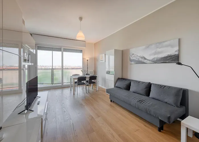 Apartment Omodeo, 19 - Ampio E Panoramico Mailand